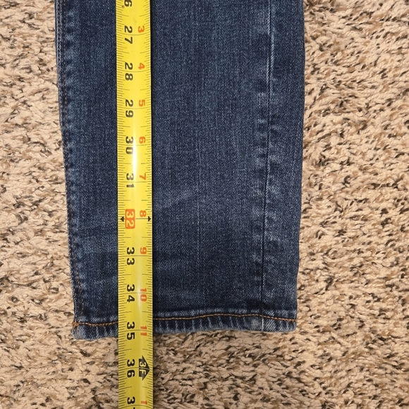 American Eagle Stretch Jean Mid Rise Straight Leg Size 2 Short Button Fly - Picture 9 of 16
